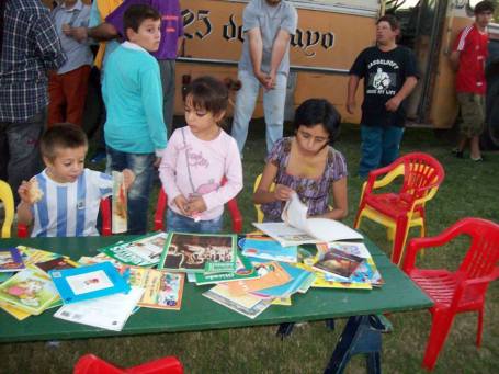 10968514_1071726606176602_1754105834951383261_n